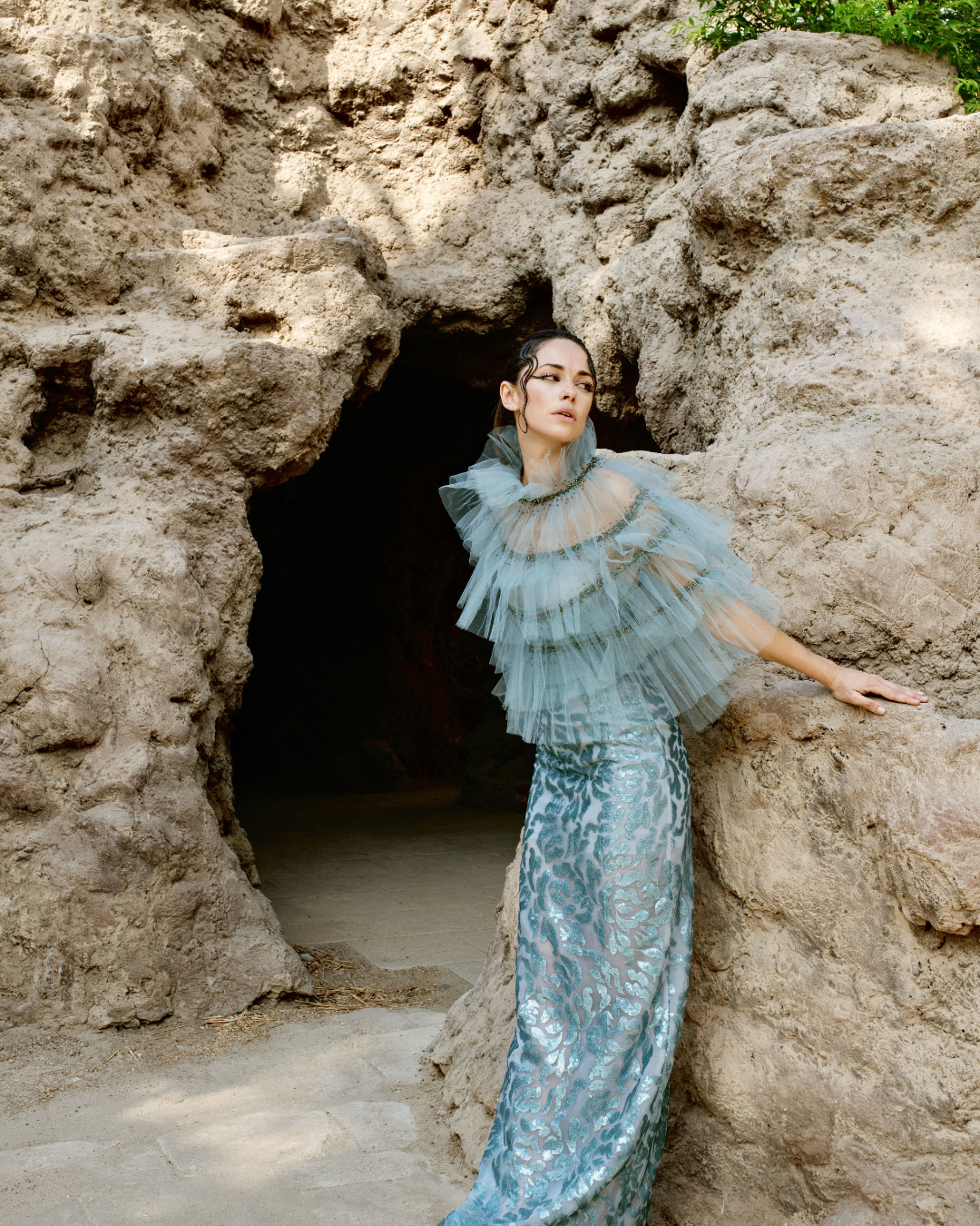 LOOK 75